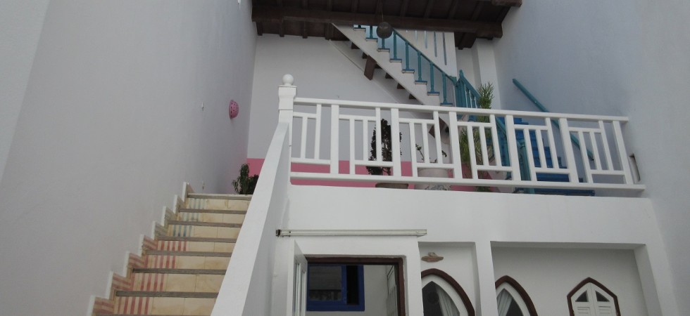 Riad de 3 chambres dans la médina d’Essaouira. Très belle vue terrasse sur le port et l’océan