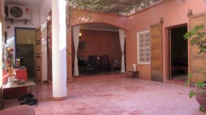 Simple but so much charm, Riad with great potential. Perfect car access