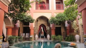 Authentic riad, swimming pool, beautiful volumes, excellent district
