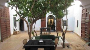 Authentique riad. Sobre, épuré, charme incontestable